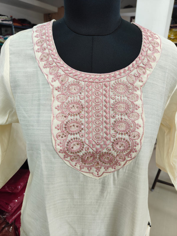 VATICAN ETHNIC OFFICE WEAR