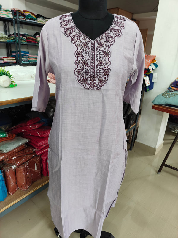 VATICAN ETHNIC OFFICE WEAR