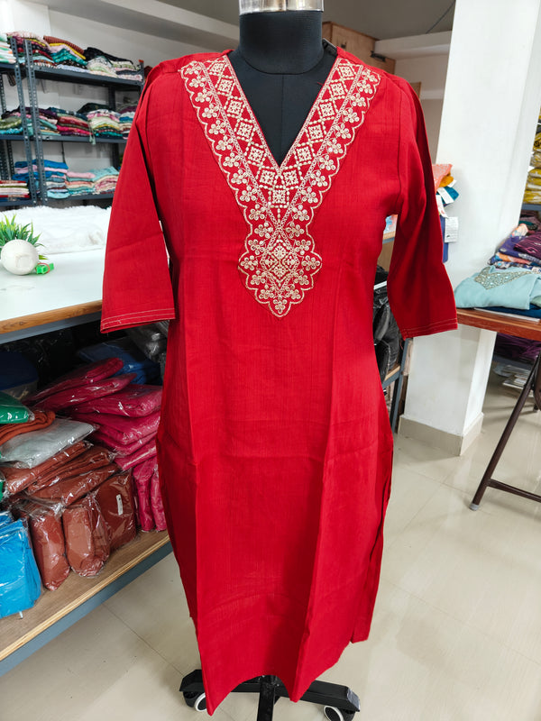 VATICAN ETHNIC OFFICE WEAR