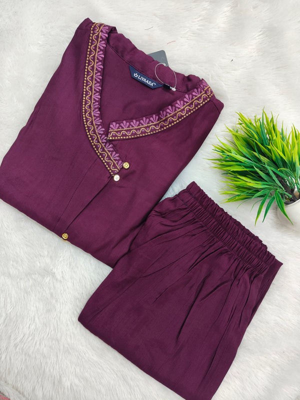 PREMIUM VATICAN SILK KURTI +PANT SETS 0380