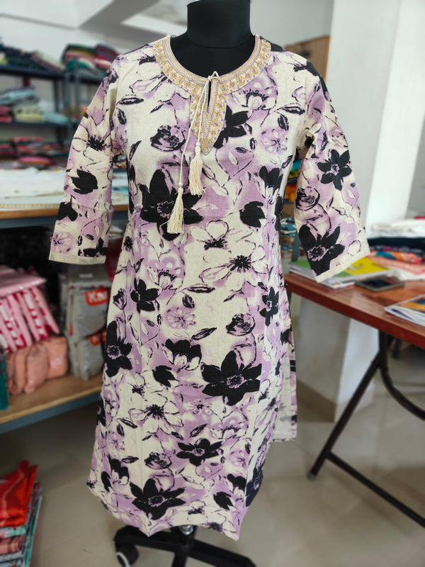 OFFICE /COLLEGE WEAR KURTIS 0451