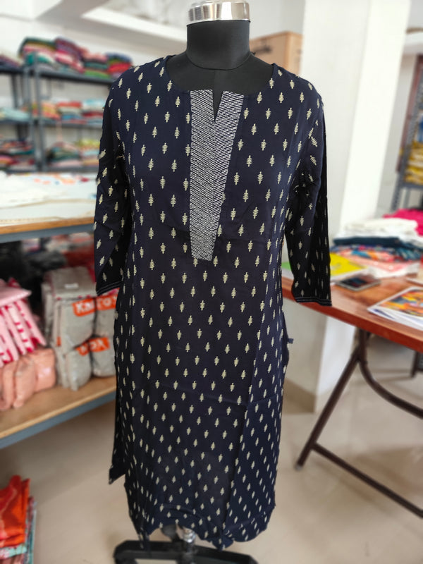 OFFICE /COLLEGE WEAR KURTIS 0451