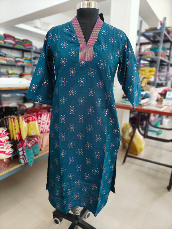 OFFICE /COLLEGE WEAR KURTIS 0456