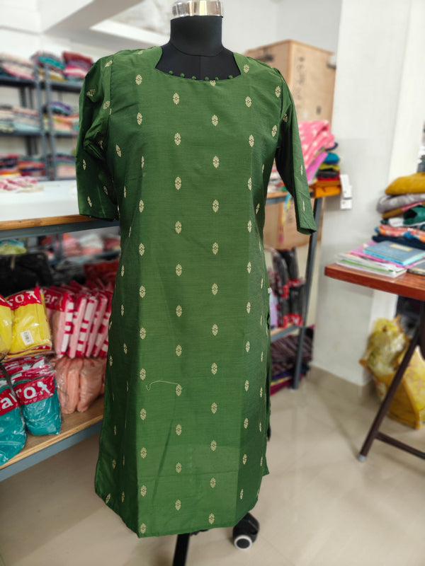 PREMIUM HANLOOM RAW SILK ETHNIC WEAR KURTIS 0476