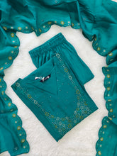 PARTY WEAR ANARKALI KURTA SETS 0623