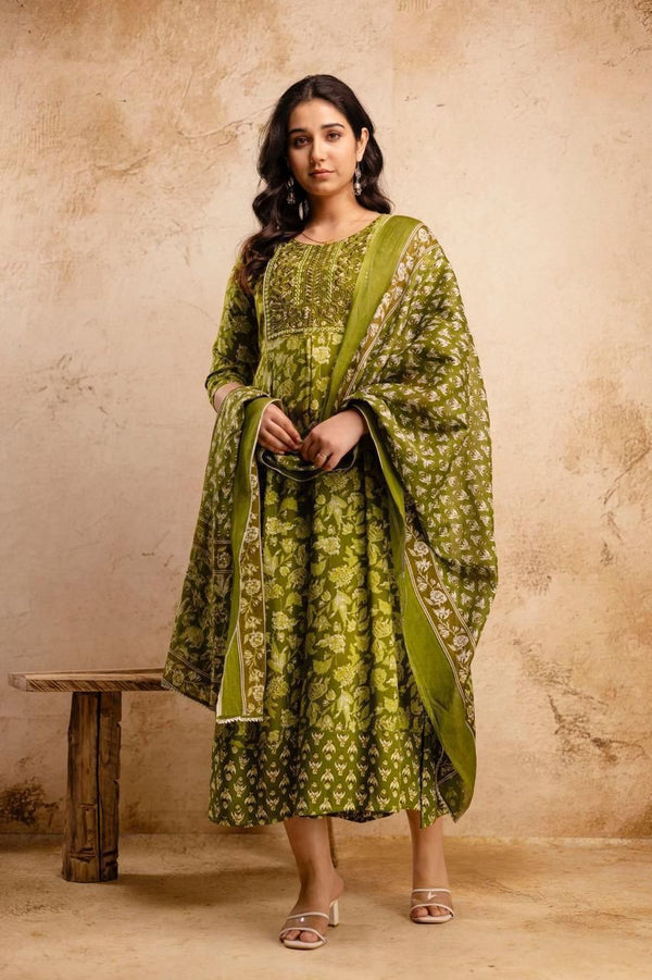 ANARKALI KURTI +DUPATTA