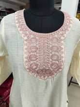 VATICAN ETHNIC OFFICE WEAR