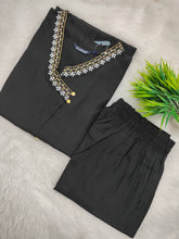 PREMIUM VATICAN SILK KURTI +PANT SET 0380