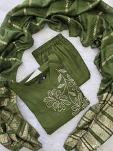 DIPTI PREMIUM VATICAN SILK SALWAR SETS 0589