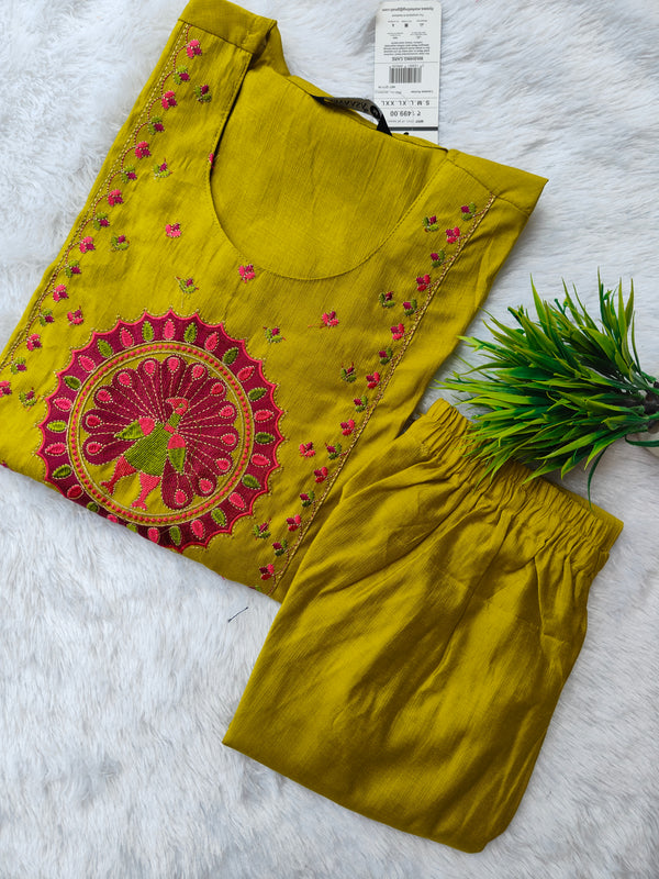 PREMIUM VATICAN SILK ETHNIC WEAR SETS 0494