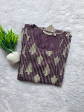 INVISIBLE ZIP FEEDING/ MATERNITY WEAR 0579