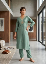 ETHNIC CO-ORD SETS 0593