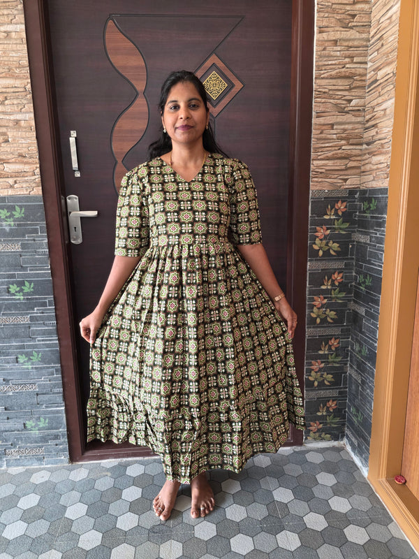 GREEN COTTON MAXI DRESS 0550