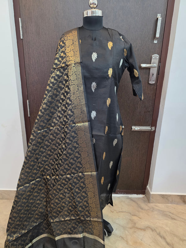 PREMIUM HANDLOOM BLACK BANARASI KURTIS WITH MATCHING NEEM ZARI WEAVING BORDER 0521