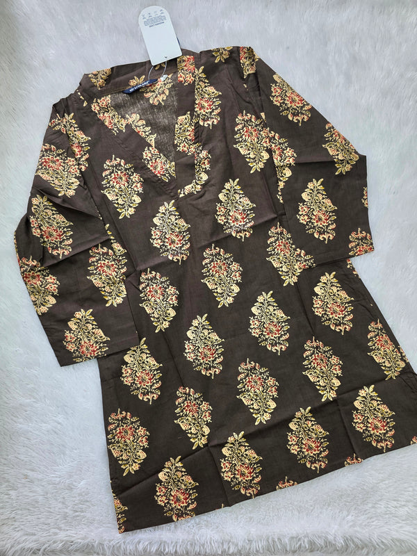 SHORT TOPS 0518
