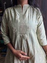 PREMIUM SILK COLLAR NECK UMBRELLA KURTIS 0556