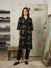 V COLLAR NECK PREMIUM COTTON KURTIS BLACK 0599