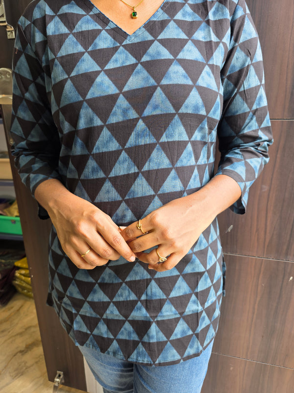 COTTON SHORT TOPS 0518