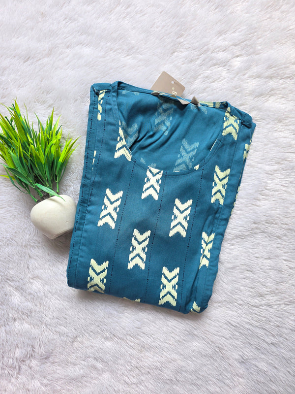 INVISIBLE ZIP FEEDING/ MATERNITY WEAR 0579