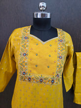 PREMIUM ETHNIC CO-ORD SETS 0542