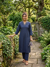 BUDGET FRIENDLY VATICAN SILK CO-ORD SETS 0538