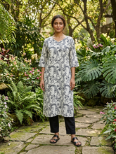 PREMIUM LINEN ZARI KURTIS 0515