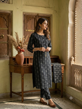 BLACK BUDGET FRIENDLY CO-ORD SETS 2200