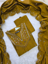 PARTY WEAR ANARKALI KURTA SETS 0623