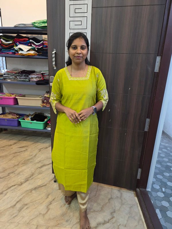 GREEN PREMIUM DESIGNER ETHNIC WEAR KURTIS 0490