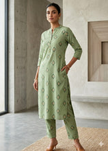 BUDGET FRIENDLY CO-ORD SETS 2200