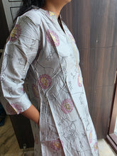 PREMIUM SILK COLLAR NECK UMBRELLA KURTIS 0556