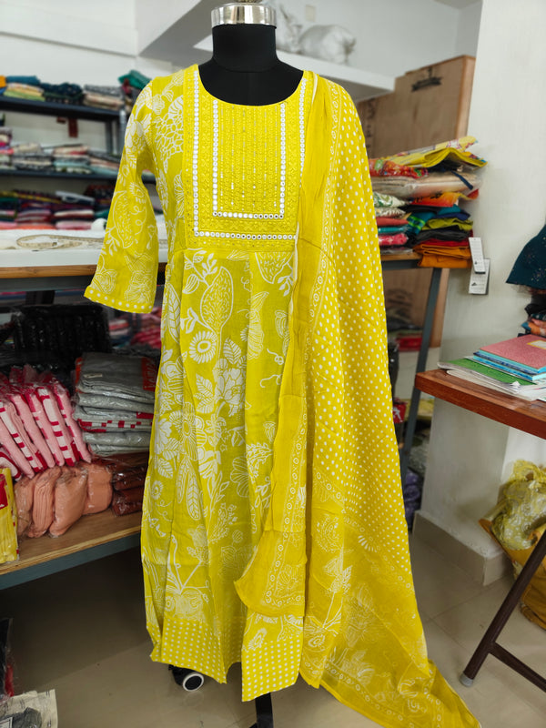 ANARKALI KURTI + DUPATTA SET 0485