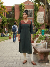 BUDGET FRIENDLY OFFICE /COLLEGE WEAR KURTIS 0461