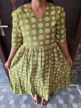 GREEN CIRCLE DESIGN COTTON MAXI DRESS 0550