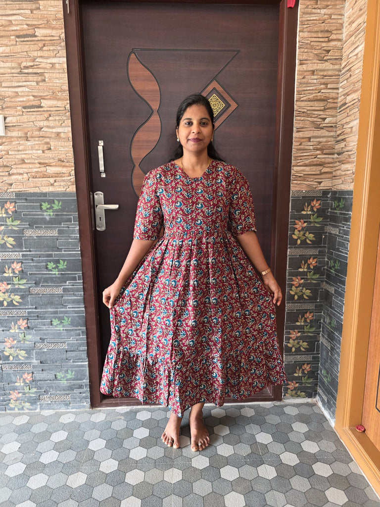 knee length dresses for ladies Shop Elegant Black Kalamkari Print Tiered Cotton Dress Online in USA – Pure  Elegance main image 0