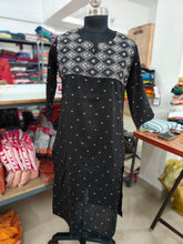 EMBROIDERY OFFICE /COLLEGE WEAR KURTIS 0456