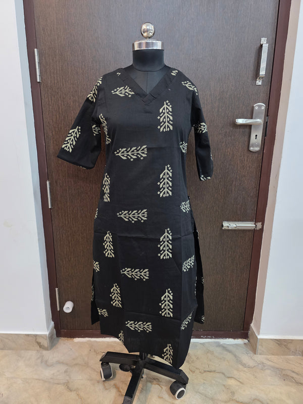 BLACK BUDGET FRIENDLY OFFICE /COLLEGE WEAR KURTIS 0461