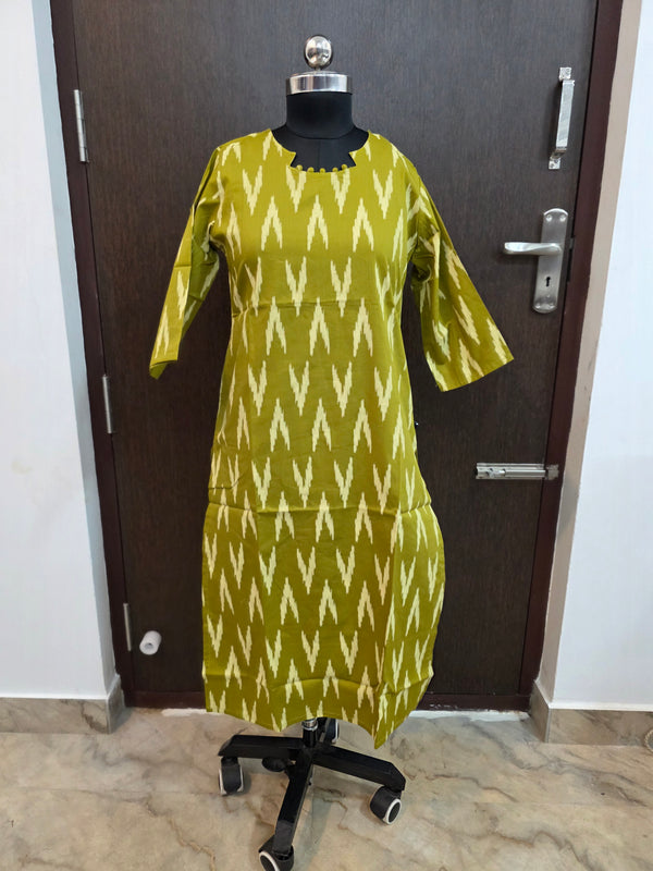 BUDGET FRIENDLY OFFICE /COLLEGE WEAR KURTIS 0461