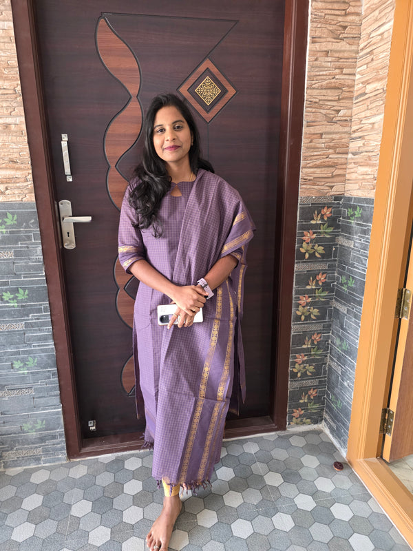 PREMIUM KANCHI COTTON KANDANGI CHECKS KURTI +RETTAPET BORDER DUPATTA SET 0479